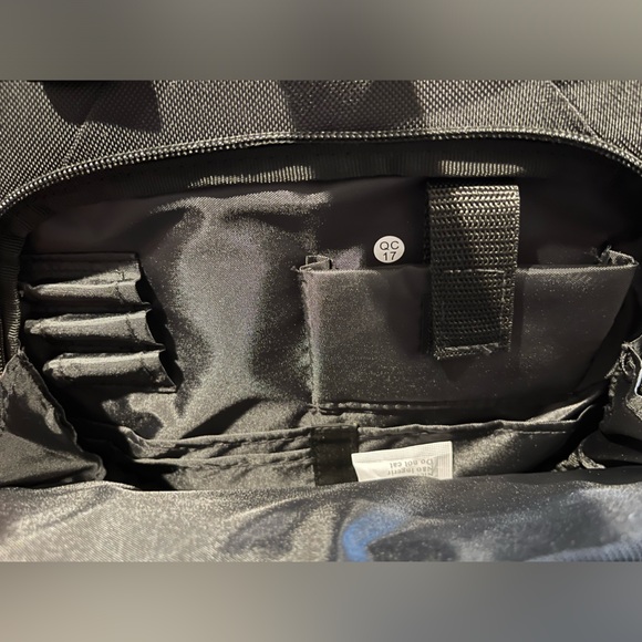 12.1” Targus Intellect Slim Briefcase - Picture 7 of 7